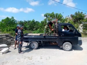 Satgas TMMD ke-129 Kodim 0413/Bangka Bangun Pos Ronda Baru: Tingkatkan Keamanan Lingkungan dan Perkuat Semangat Gotong Royong